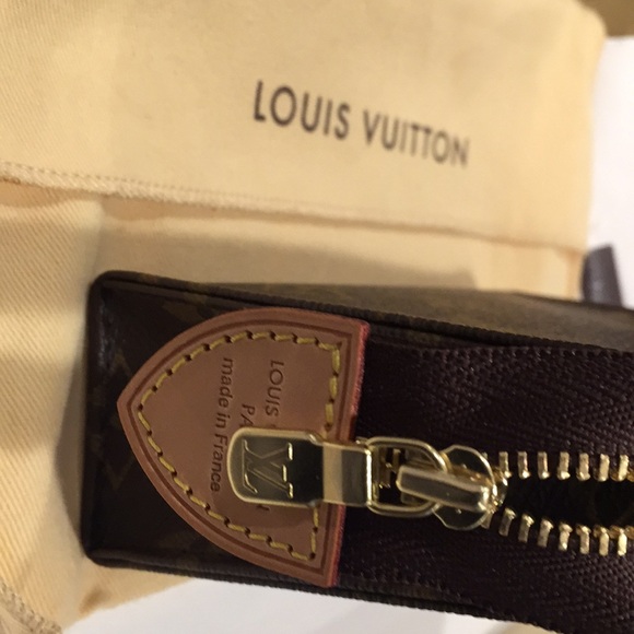 Louis Vuitton Makeup case - Picture 7 of 8